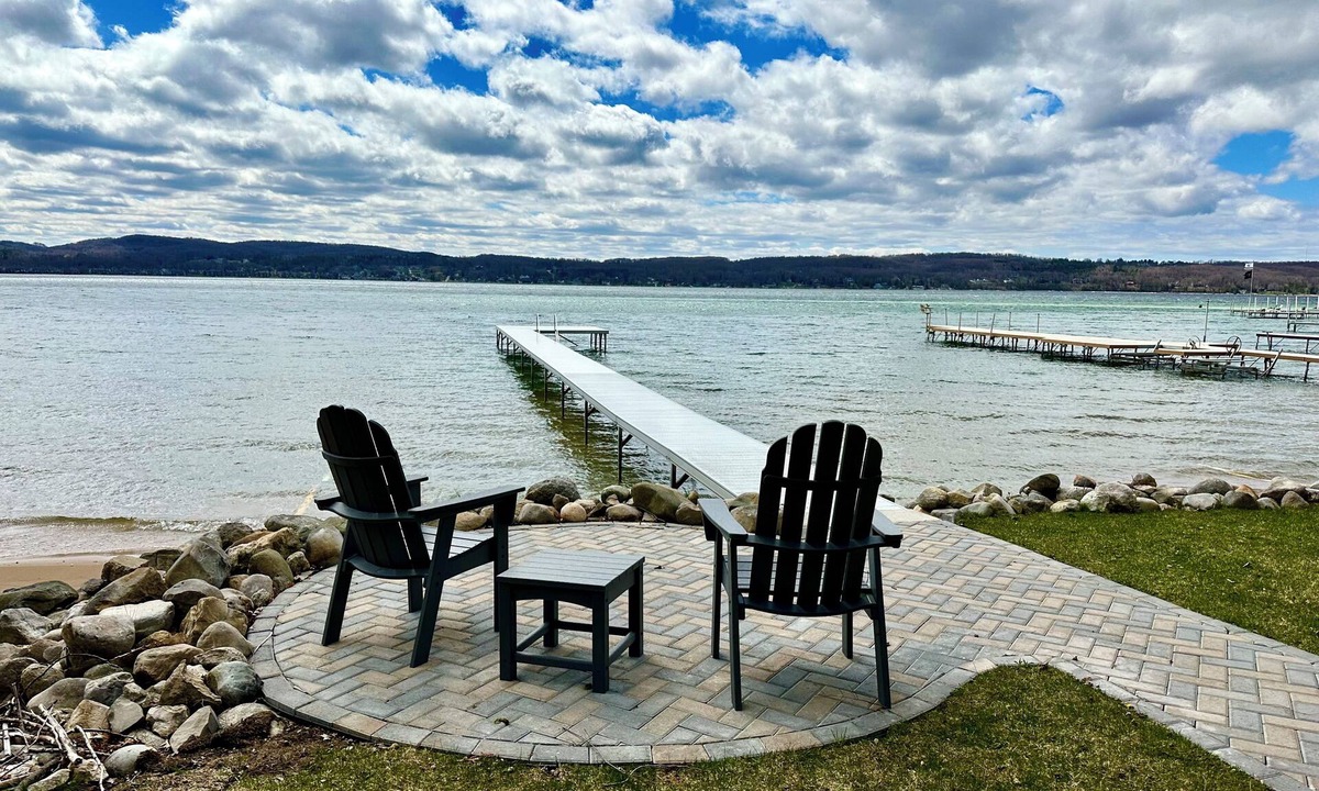 Boyne City House | Cottage on the Cove-Lake Charlevoix