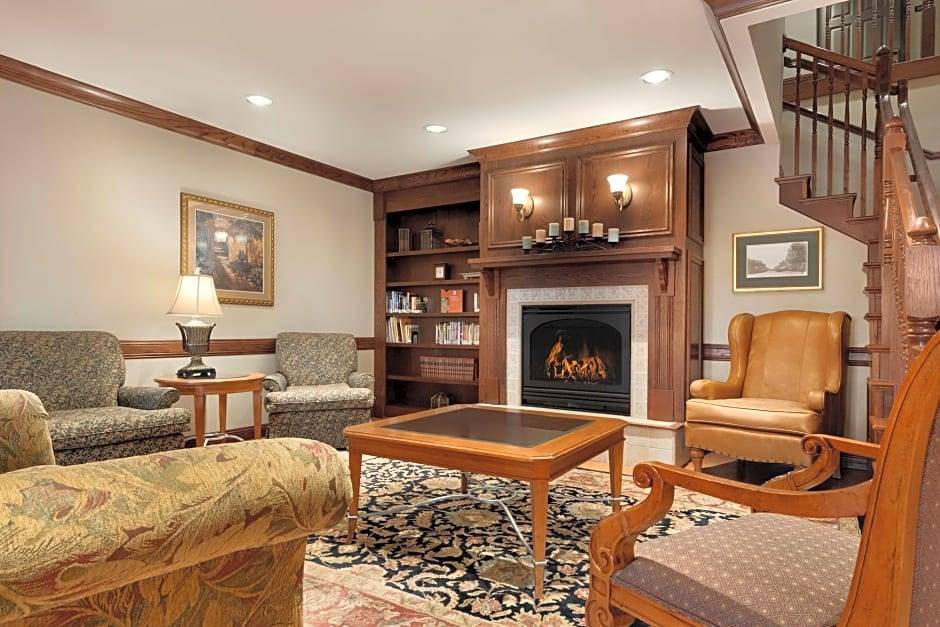 St. Cloud Hotel | Country Inn & Suites by Radisson, St. Cloud East, MN