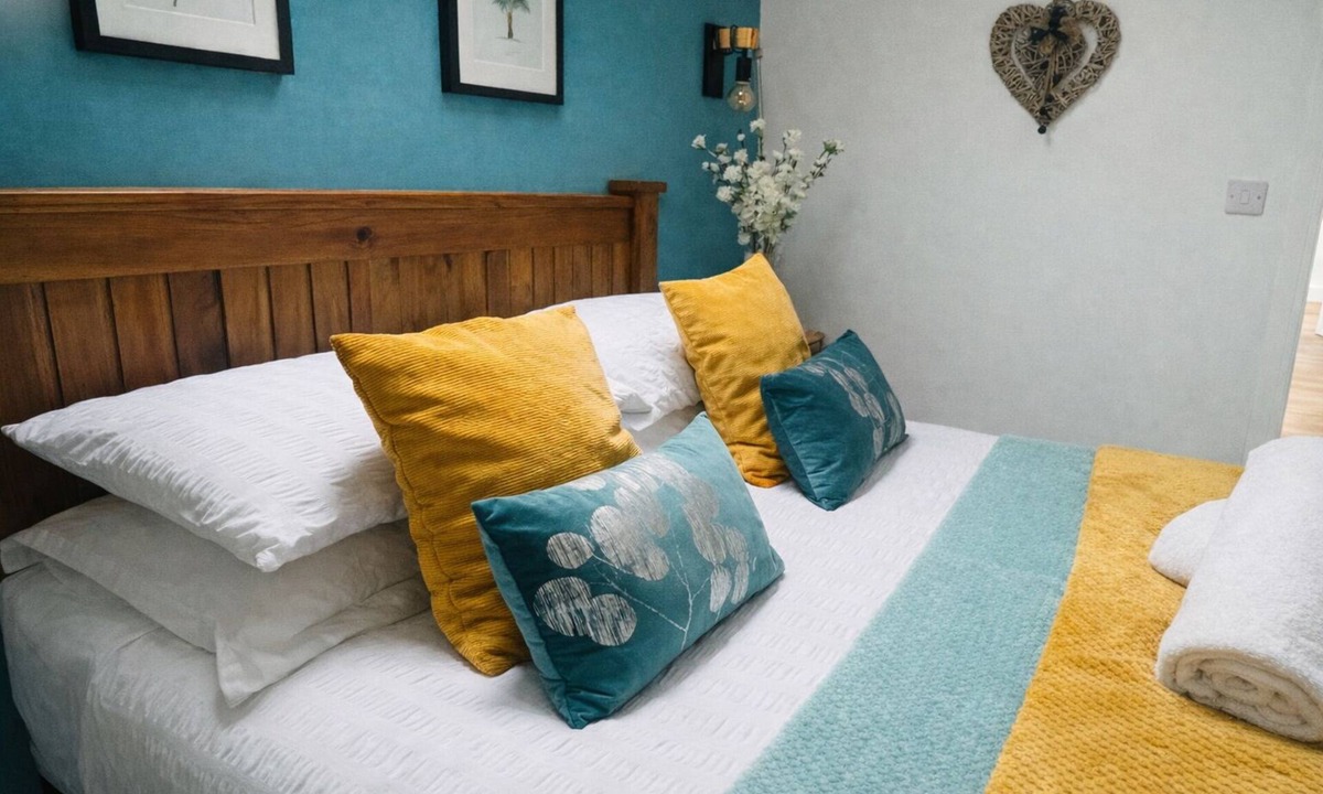 Castle Carrock Cottage | Couples Retreat in North Cumbria,w Logburner, Enclosed Terrace, Walks& Pub