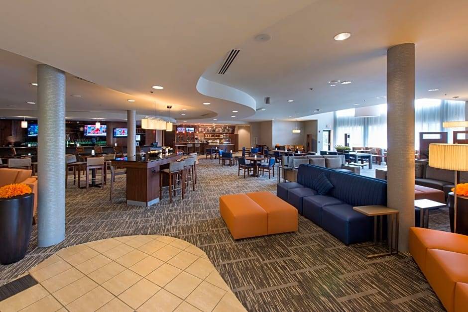 North Canton Hotel | Courtyard by Marriott Canton