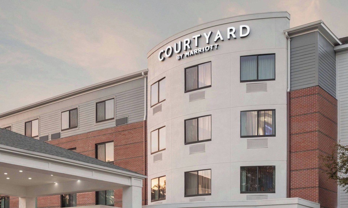 South Portland Hotel | Courtyard by Marriott Portland Airport