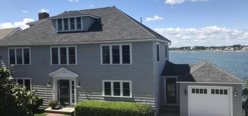 Kennebunk House | Cove House - 6 Bedroom 4.5 Bath Water Front Home s