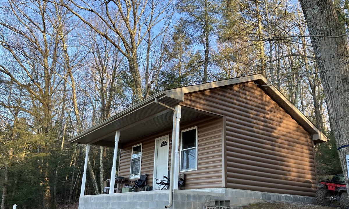 Nisbet Cabin | Cozy 1 bed / 1 bath retreat with tremendous views, minutes from Williamsport!