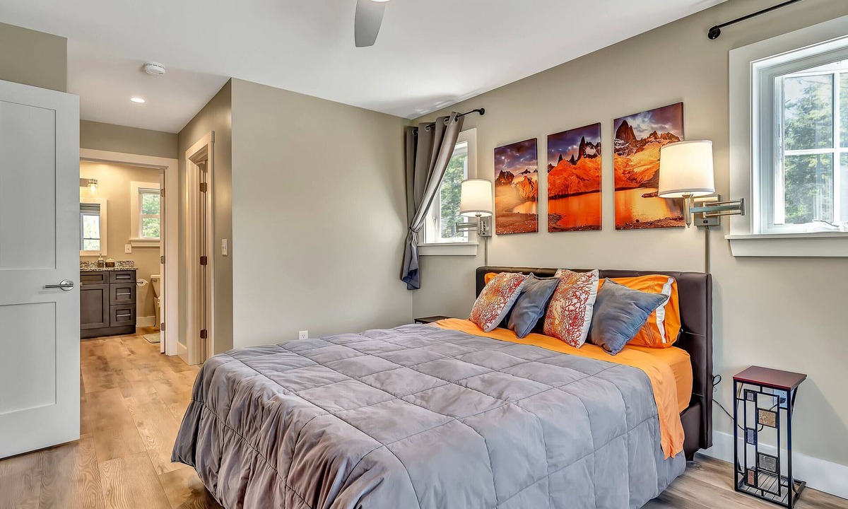 East Boothbay Apartment | cozy 1 bedroom, 1 bath, sleeps 4 fully equipped apartment