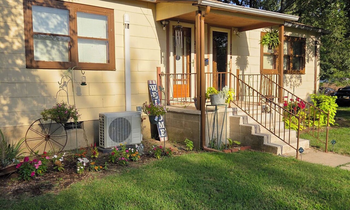 Fredonia House | Cozy 1-bedroom and 1 bathroom house in the small town of Fredonia.