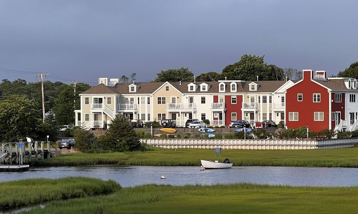 Northwest Harwich Condo | Cozy 2 BR Condo Overlooking the Herring River West Harwich