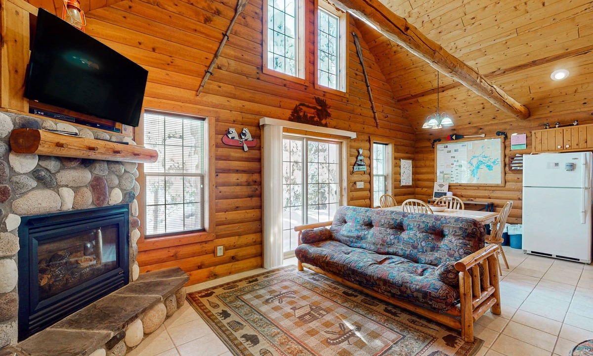 Mercer Cabin | Cozy cabin w/fireplace, whirlpool tub, access to private dock, & fire pit