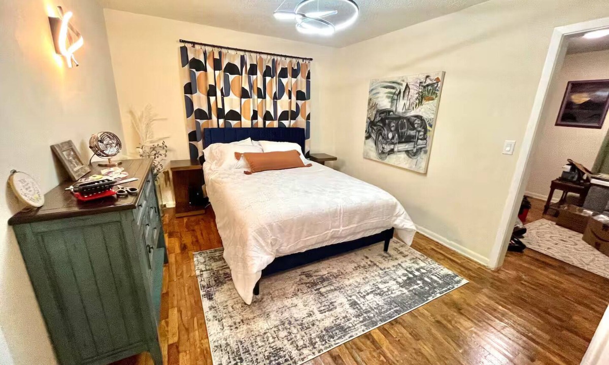 Warrensburg Cottage | Cozy Campus Art Cottage