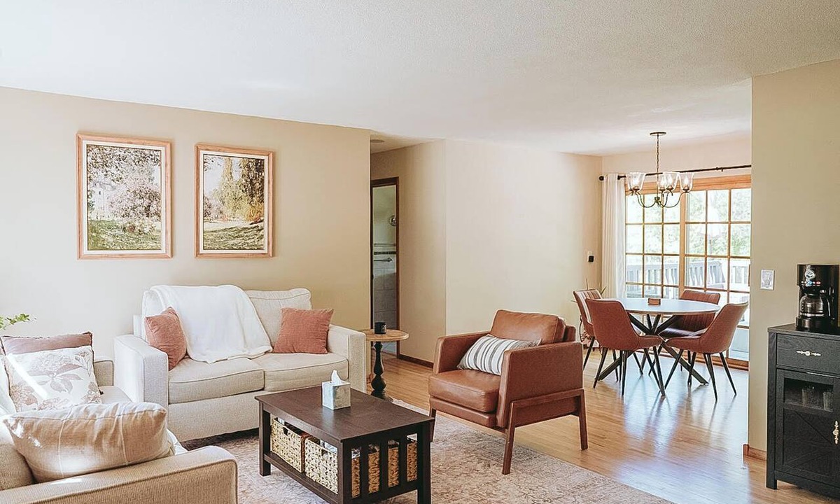 Spring Lake Park House | Cozy & Convenient 3BR Rambler