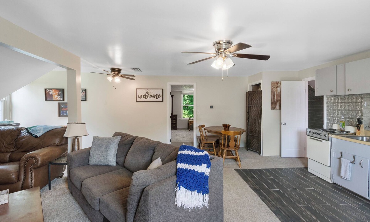 Nashville House | Cozy, Country Apartment