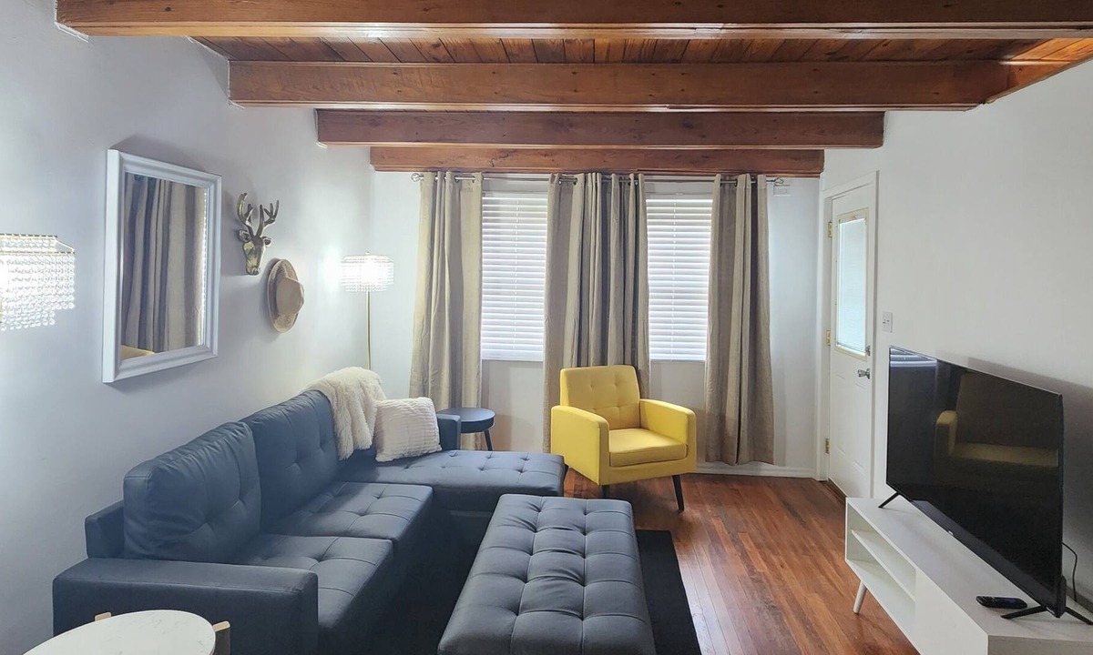 Danville House | Cozy Duplex Two