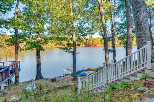 Barrington House | Cozy Long Pond Winter Retreat: Waterfront Gem!