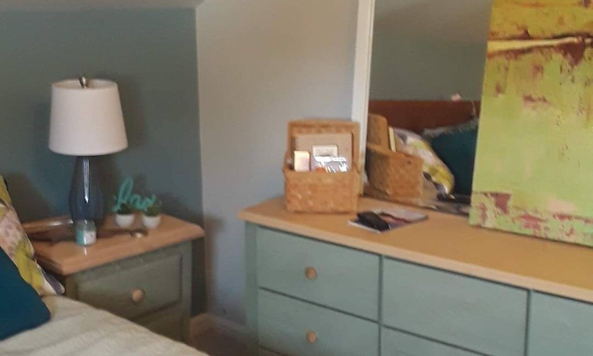 Port Austin Bed & Breakfast | Cozy nest upper studio bed & breakfast near the beach; sleeps 4.