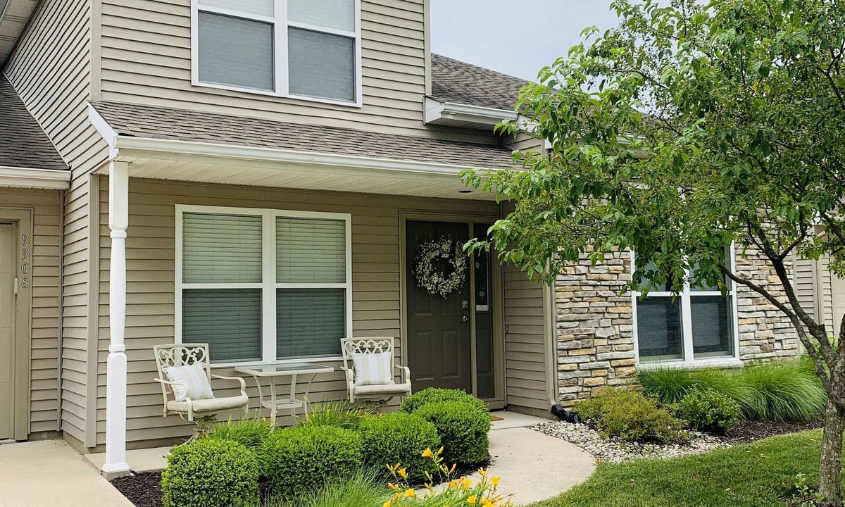 Fort Wayne House | Cozy/Spacious townhouse in prime location!