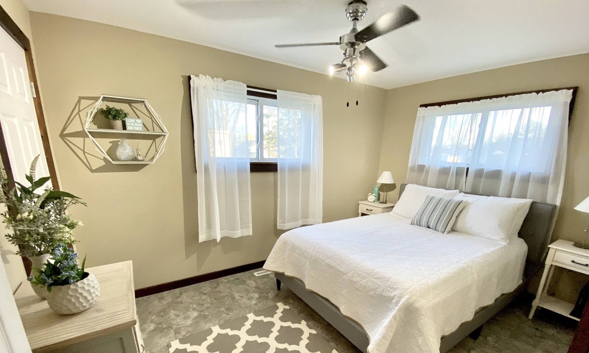 Lexington Cottage | Cozy Winter Cottage
