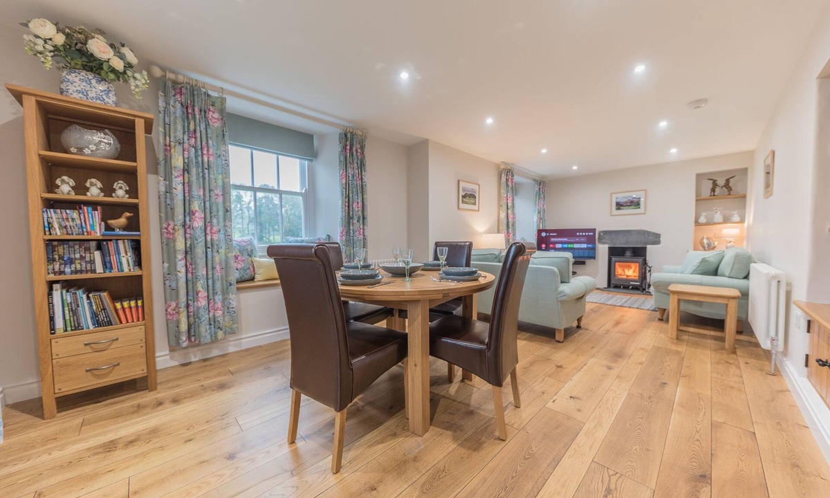 Torver Cottage | Cragg Cottage | Torver, Coniston - sleeps 4 guests in 2 bedrooms