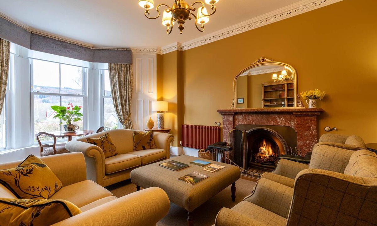 Pitlochry House | Craigroyston House & Lodge