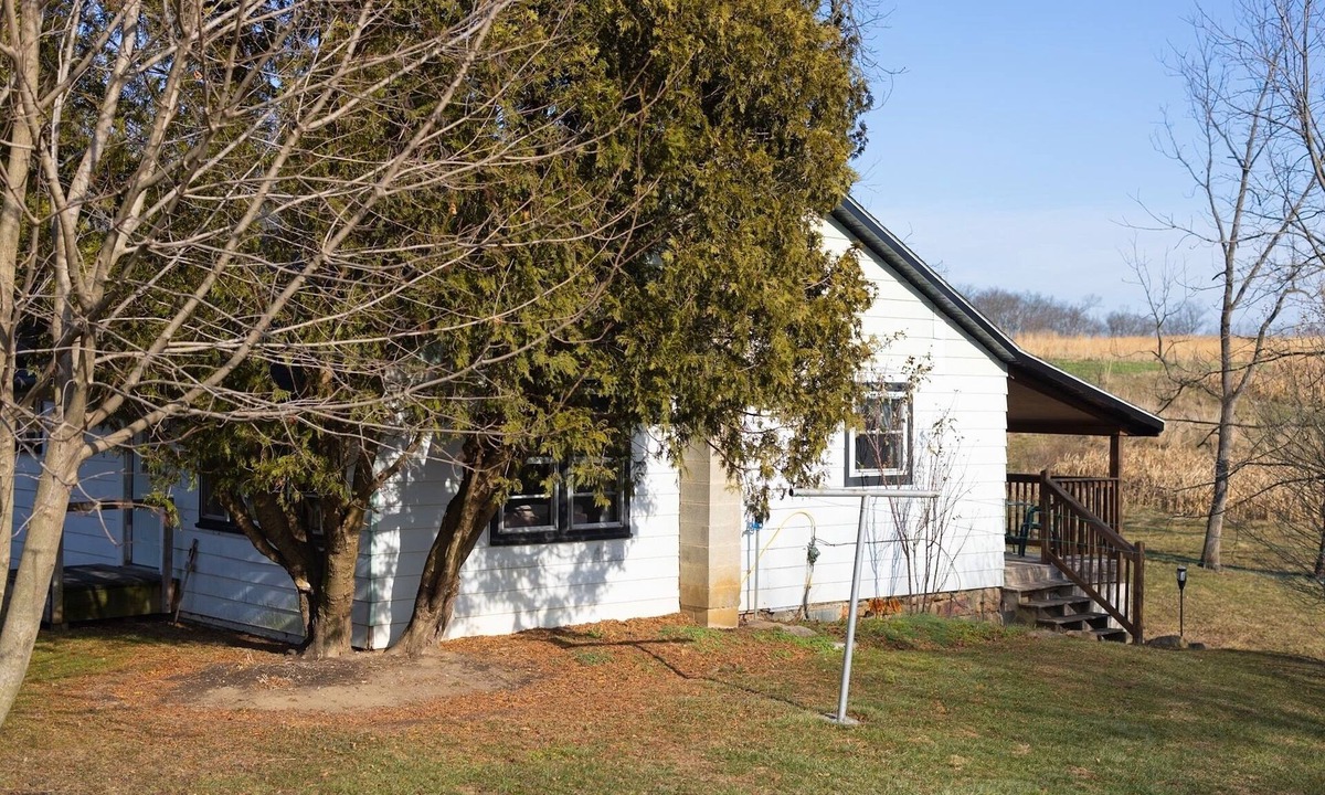 Allenwood House | Creekside Retreat |Firepit Views Sleeps 8