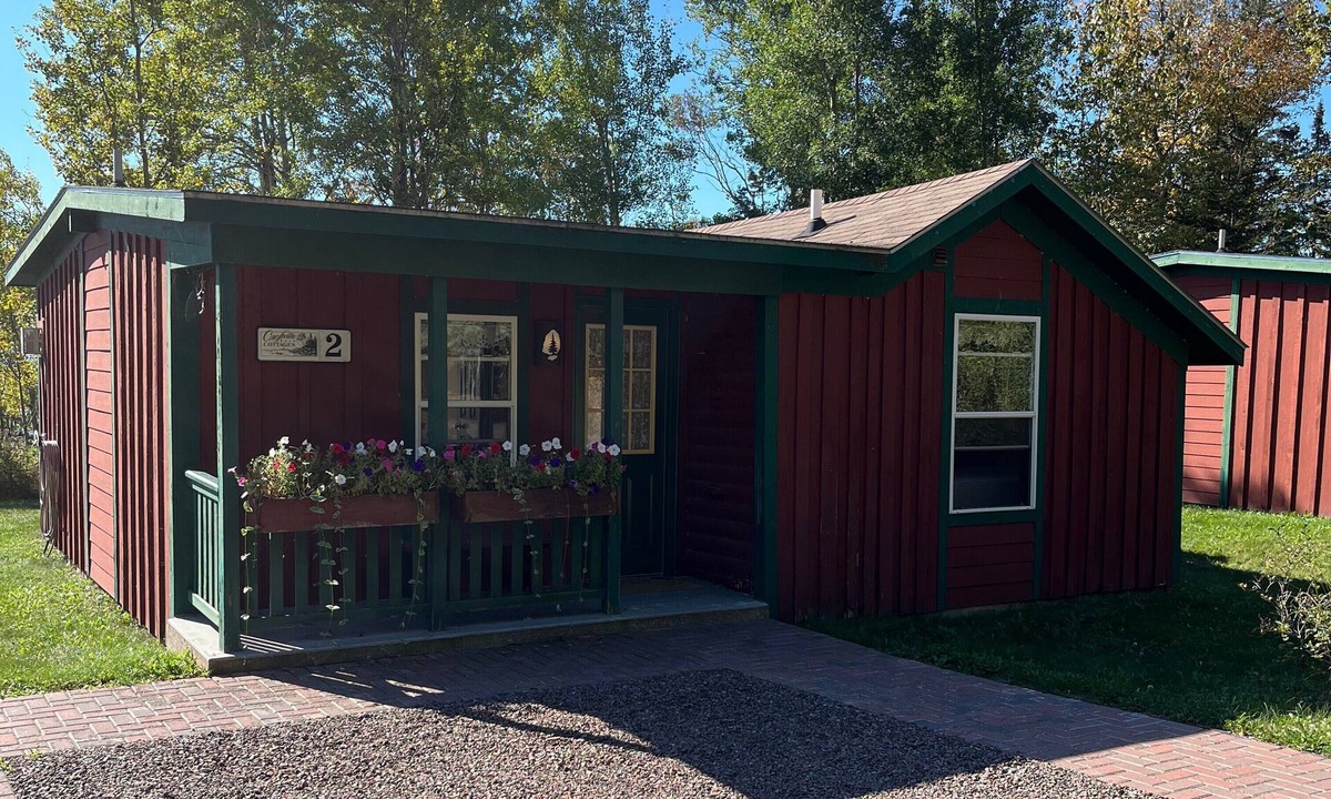 Croftville Resort | Croftville Road Cottages #2. On the Shore of Lake Superior. Cozy and Romantic.