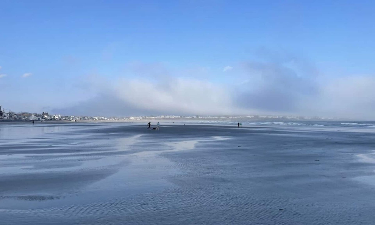 York Beach House | Custom Barn Home, 3Bd, 2BA, Minutes to Long Sands