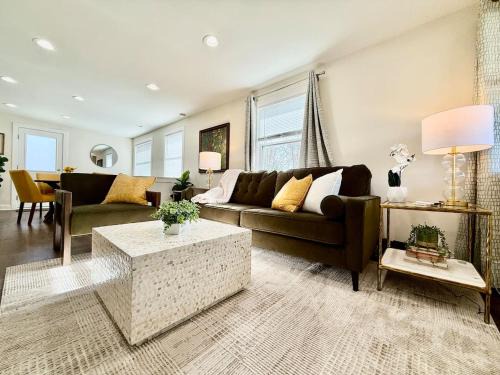 Blue Ash House | Cute and Cozy House in Quiet Blue Ash Neighborhood