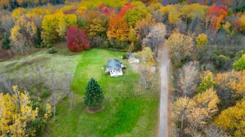 Hale House | Cute Vista View Home on Acreage