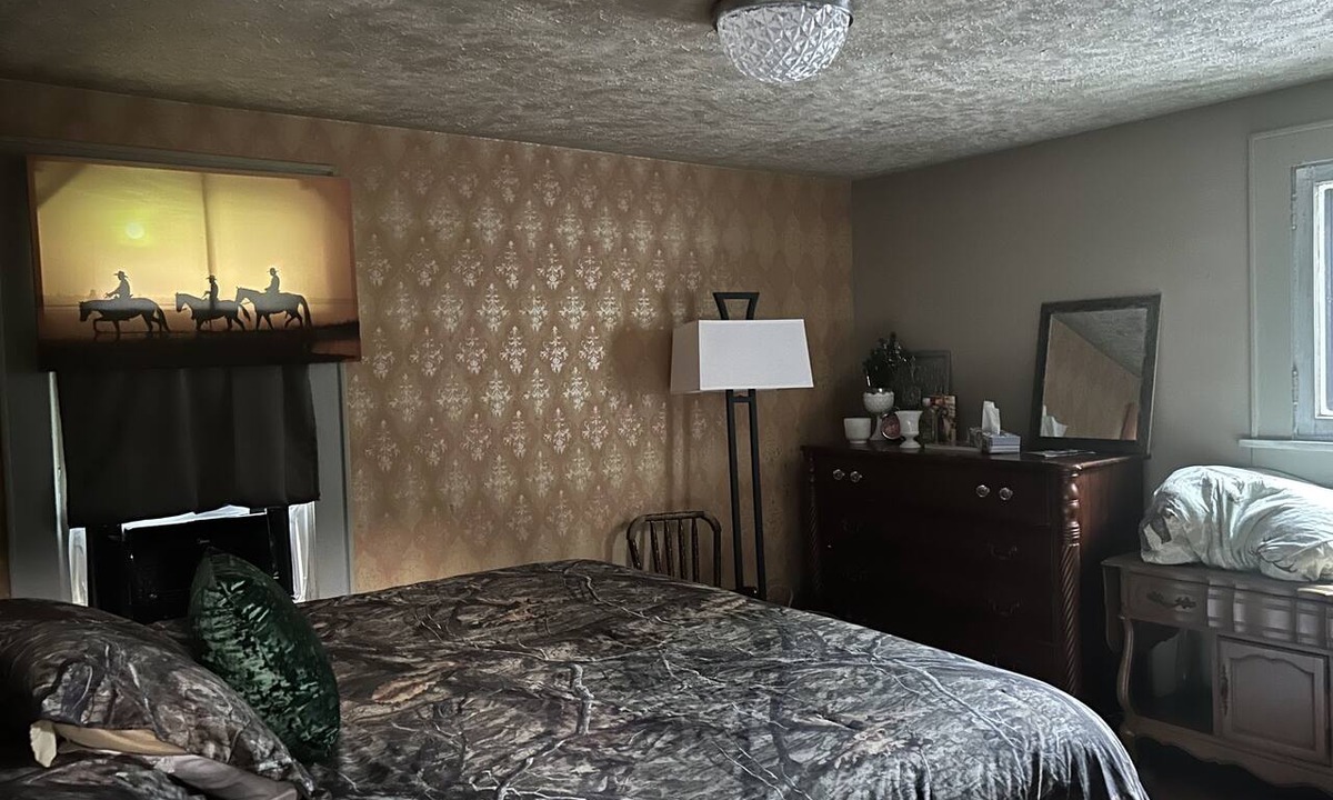 Cuyahoga Falls Apartment | Cuyahoga River 2nd floor unit