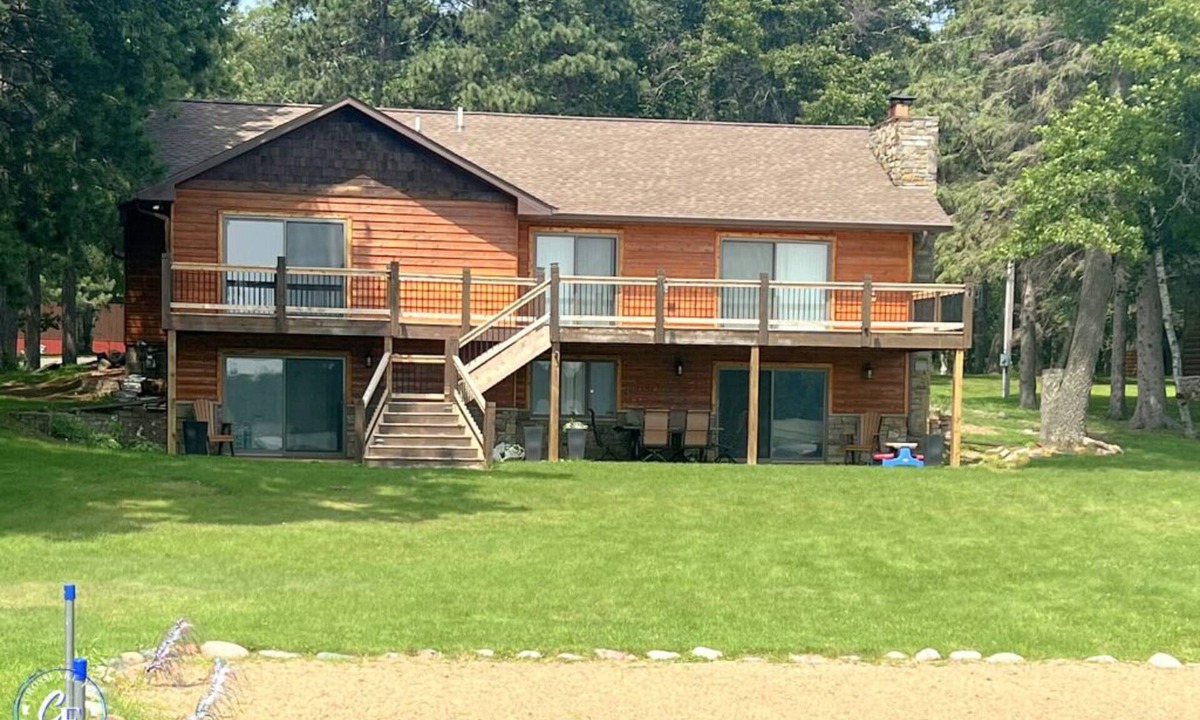 Crosslake Cabin | Daggett Lake Cabin with Dock & Beach