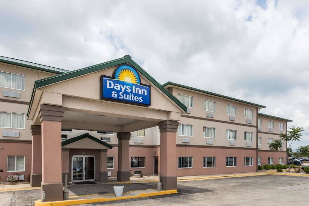 Morris Hotel | Days Inn & Suites by Wyndham of Morris