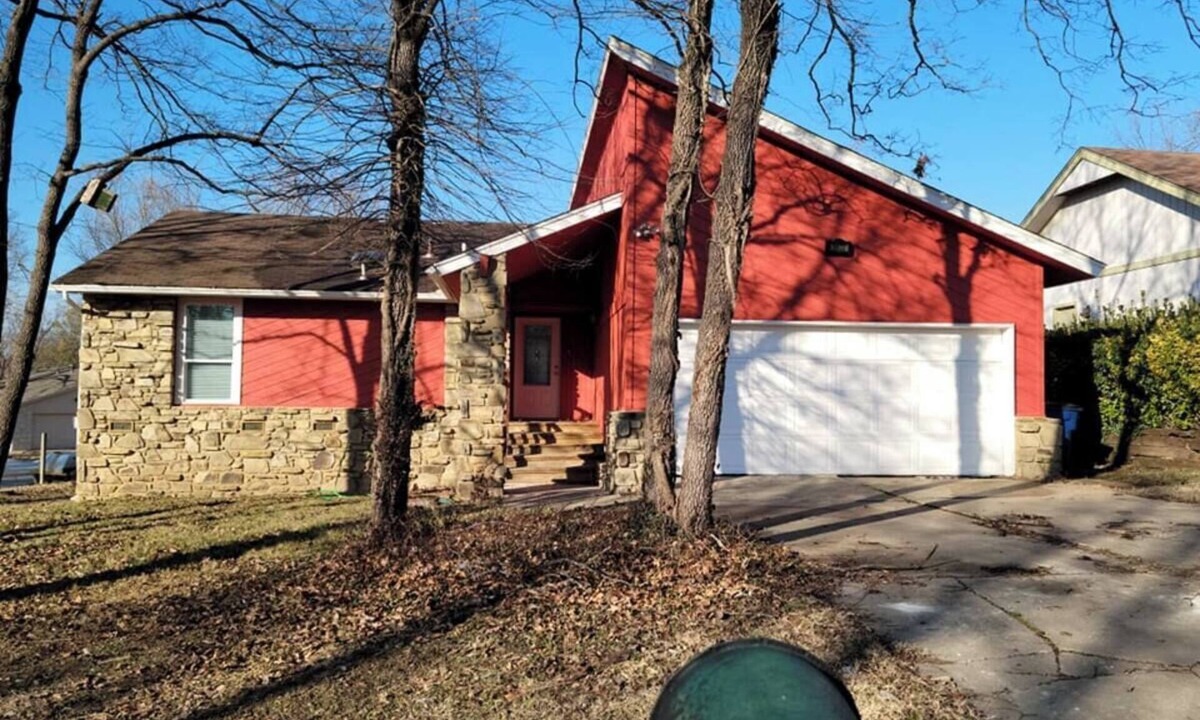 Tulsa House | Delightful 3-bedroom house in great, safe location.