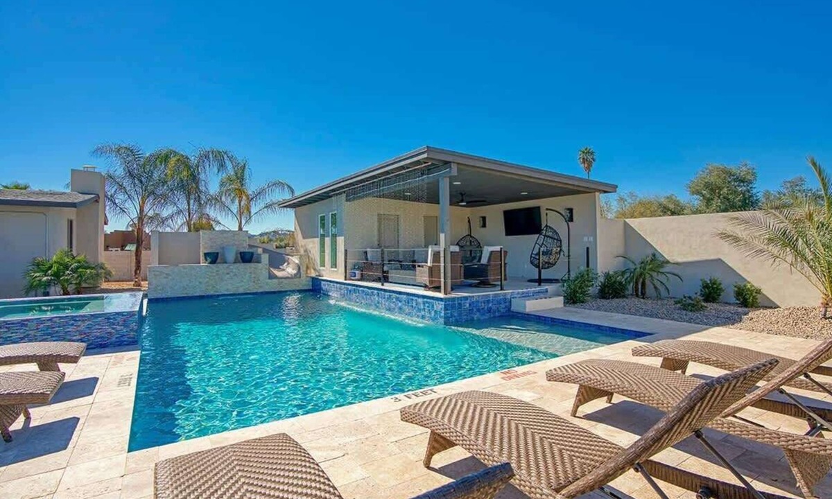 Shea North Estates House | Desert Horizon, Golf Simulator, Waterslide, Commercial Golf Simulator,Pool & Spa