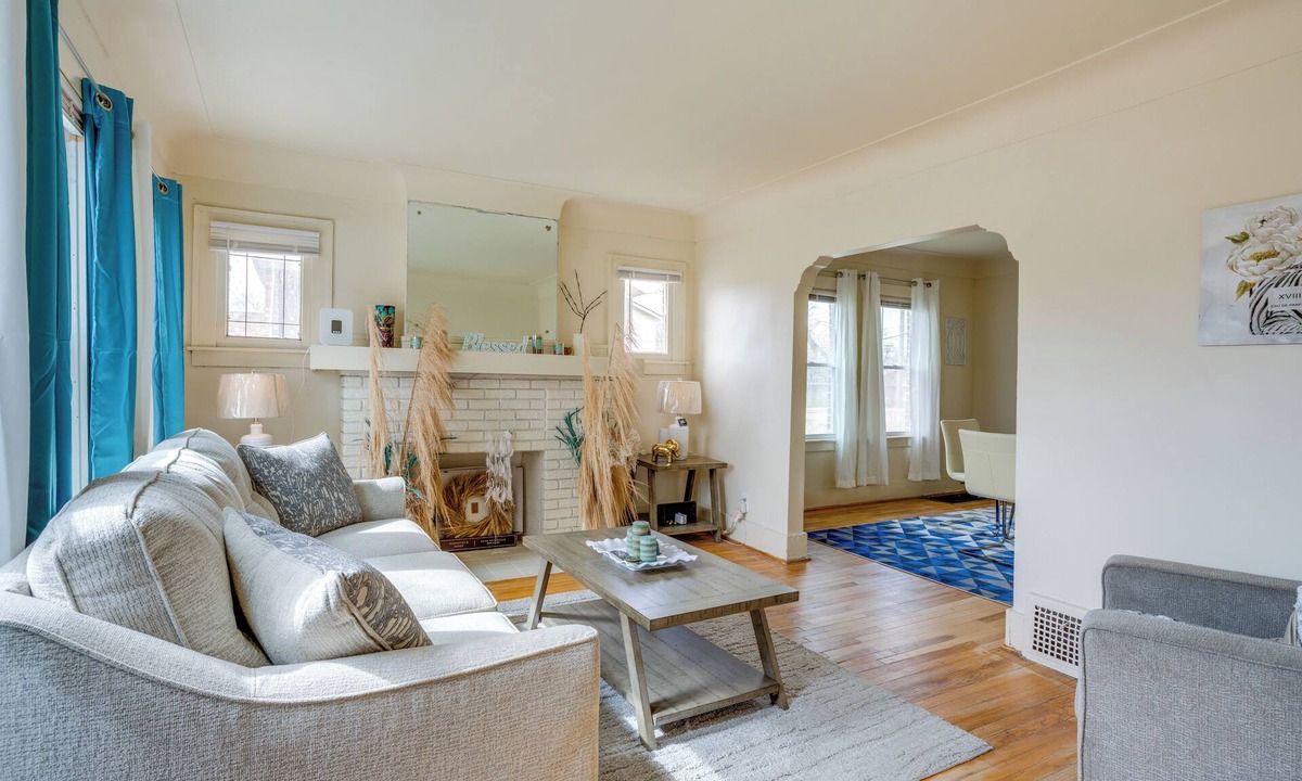 Detroit Apartment | Detroit Apt Near Motown & DIA: Pet-Friendly