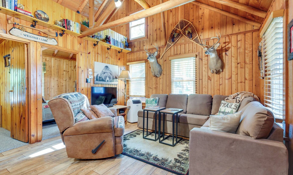 St Germain Cabin | Dock & Lake Access! St Germain Getaway