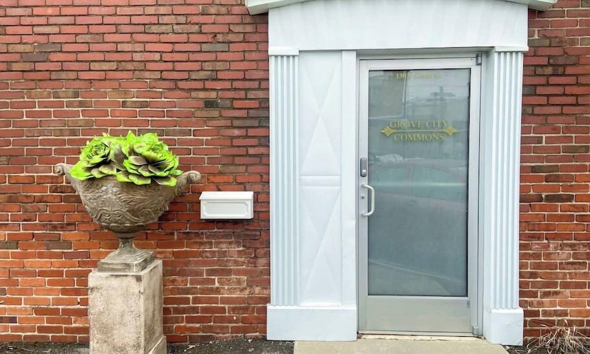 Grove City Apartment | Down Town Fancy Fancy Upscale 2 Bedroom Loft