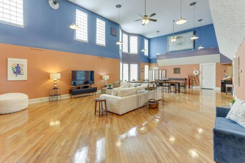 Lancaster Apartment | Downtown Apt: 23 Mi to Hocking Hills State Park