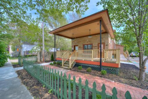 Nelson Hotel | DreamStay on Clay
