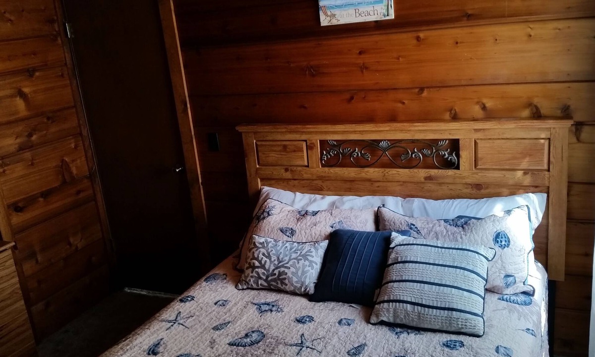 Houghton Lake Cottage | Due North Cottage of Houghton Lake