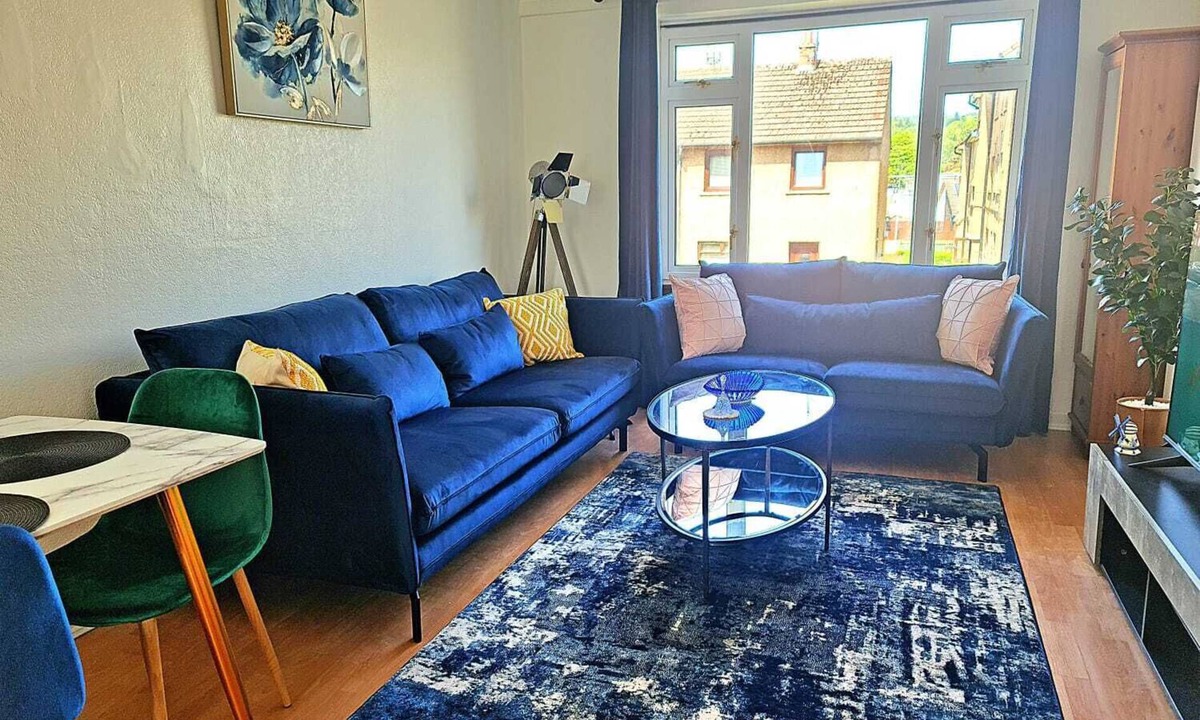 Glenisla Apartment | Dundee City Apartment with 3 Bedrooms