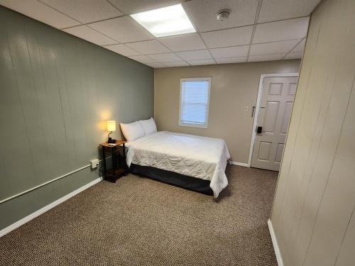 Dunnstown Hotel | Dunnstown Lodge
