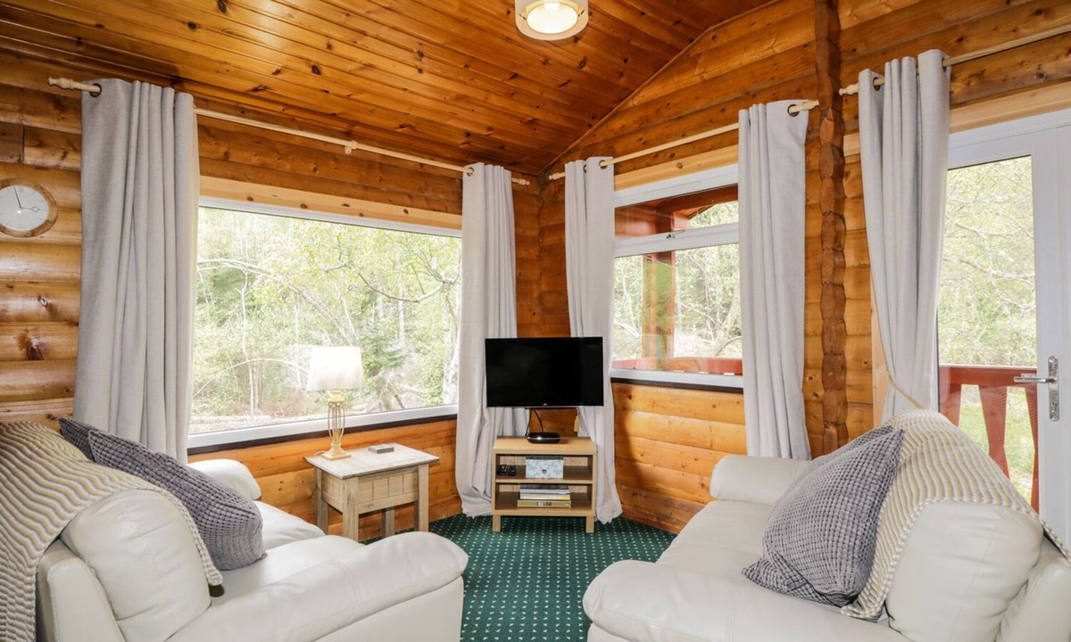 Marybank Cottage | Eagle Lodge