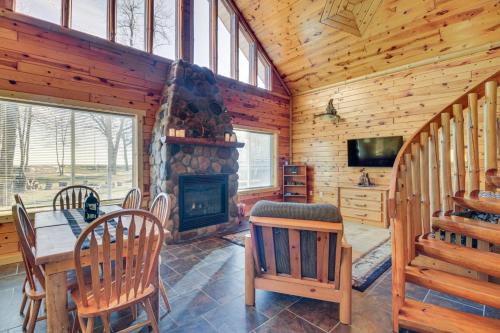 Garrison House | Eagle's Nest Cabin on Mille Lacs Lake: Boat + Fish
