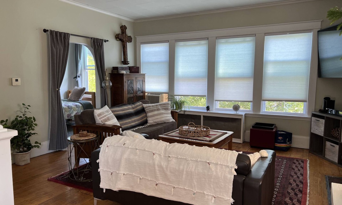 East Bayside Apartment | Eclectic & Unique 3 Bedroom Apt on Munjoy Hill