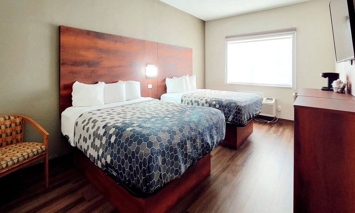 Fargo Hotel | Econo Lodge Fargo - West Acres