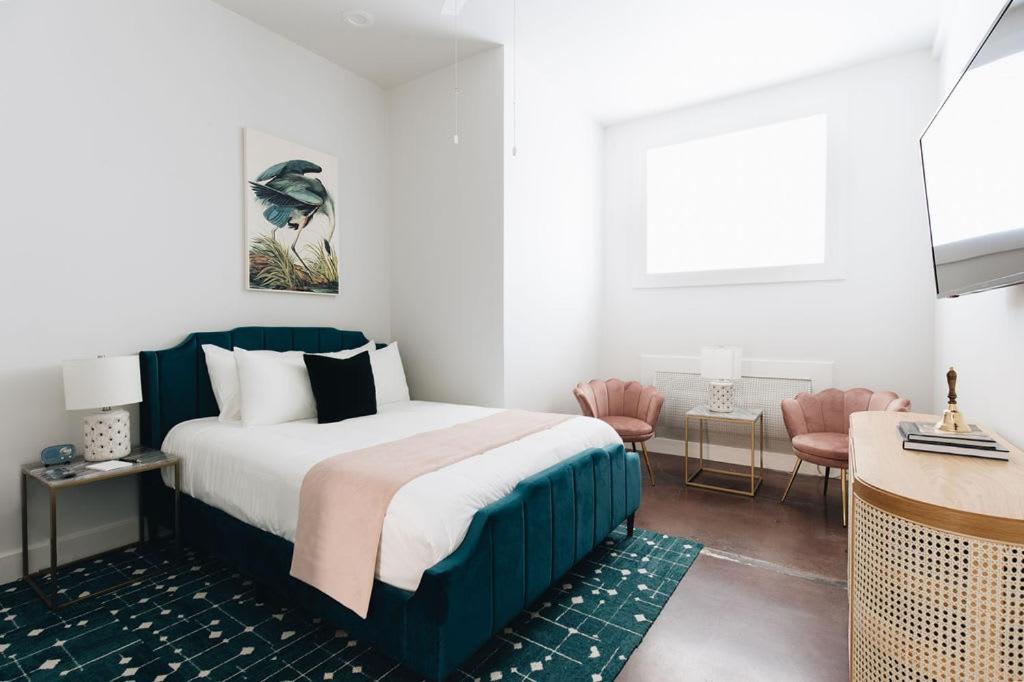 Tyler Park House | Edenside Suite at The Bellwether Hotel