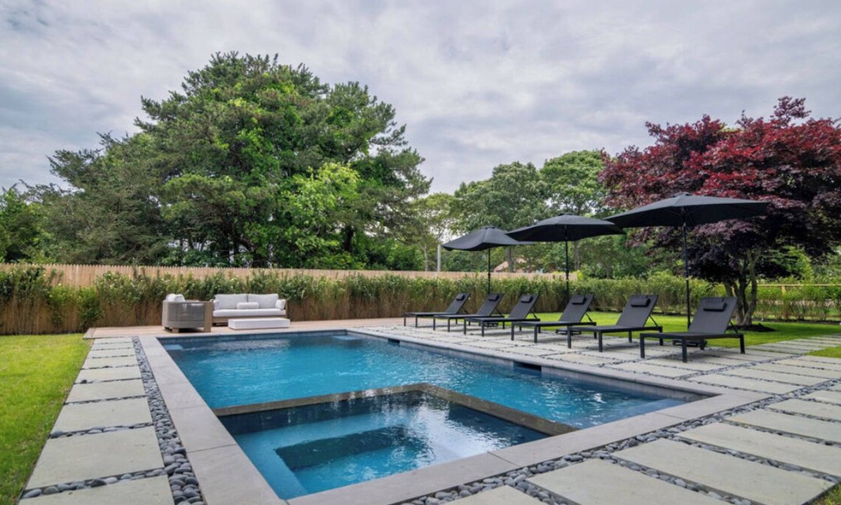 Katama House | Edgartown Designer Retreat