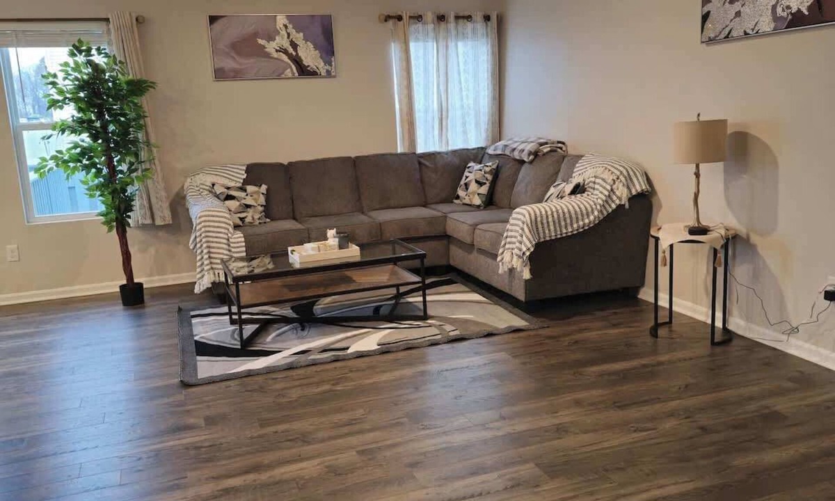 Elizabethtown House | Elizabethtown Charm