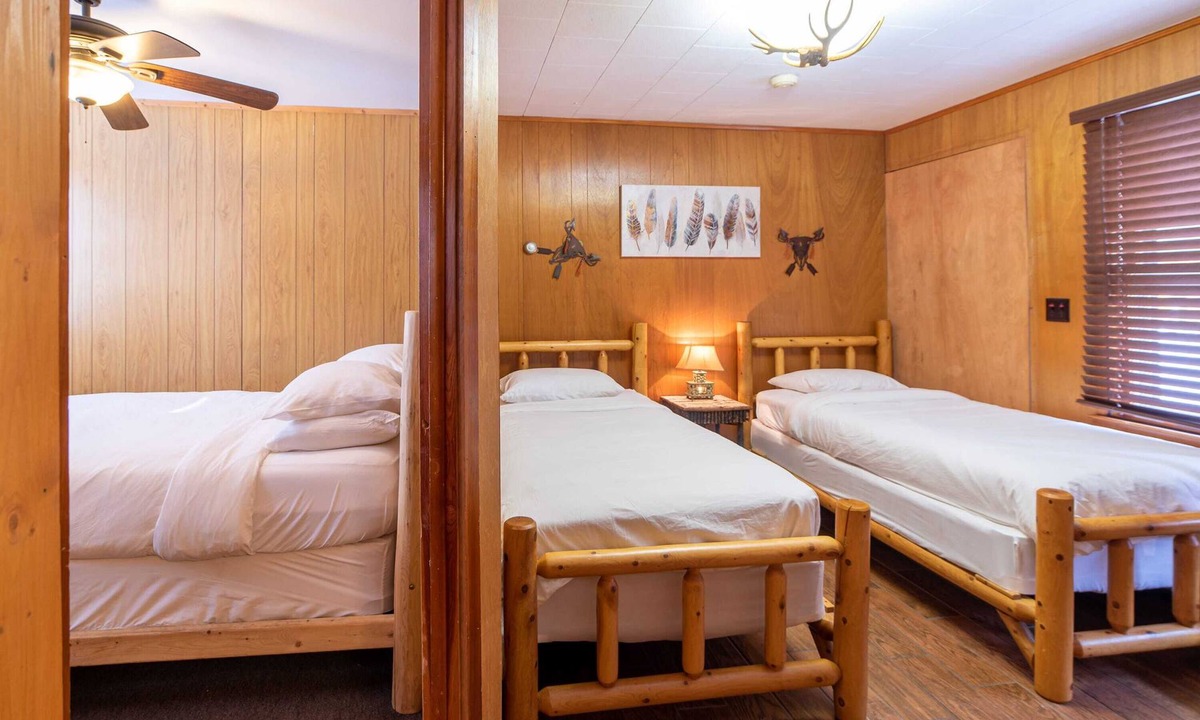 Indian River House | Elk Lodge at the Totem Lodges