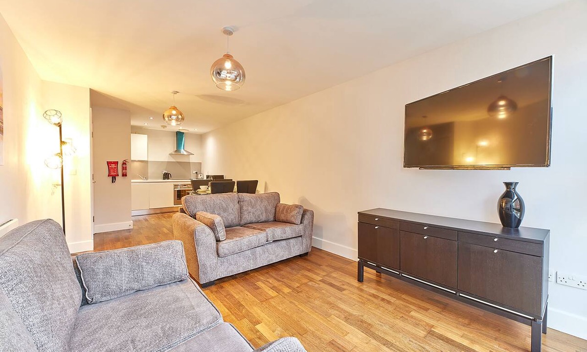 Newcastle-upon-Tyne Apartment | Elm in Newcastle Upon Tyne