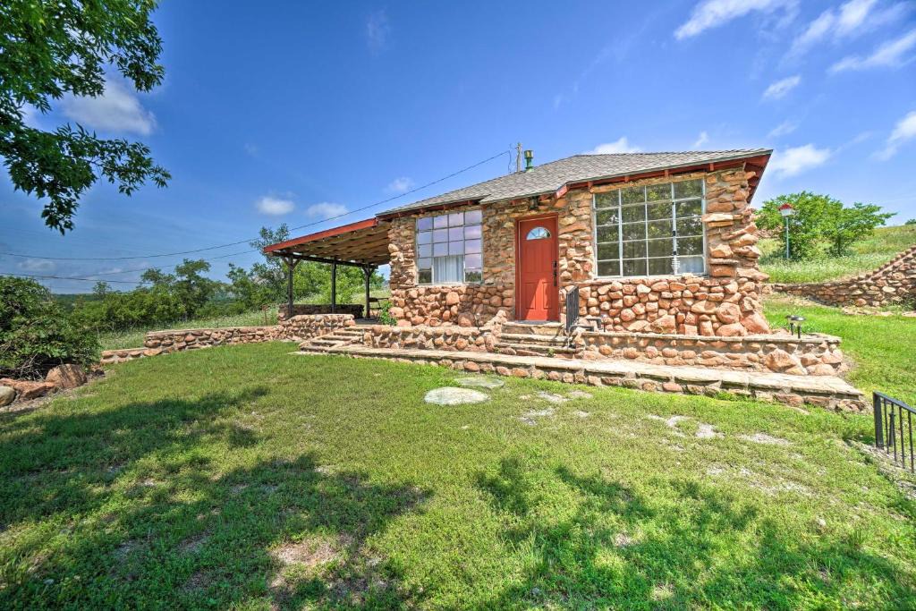 Medicine Park House | Enchanting Hilltop Cottage in Medicine Park!