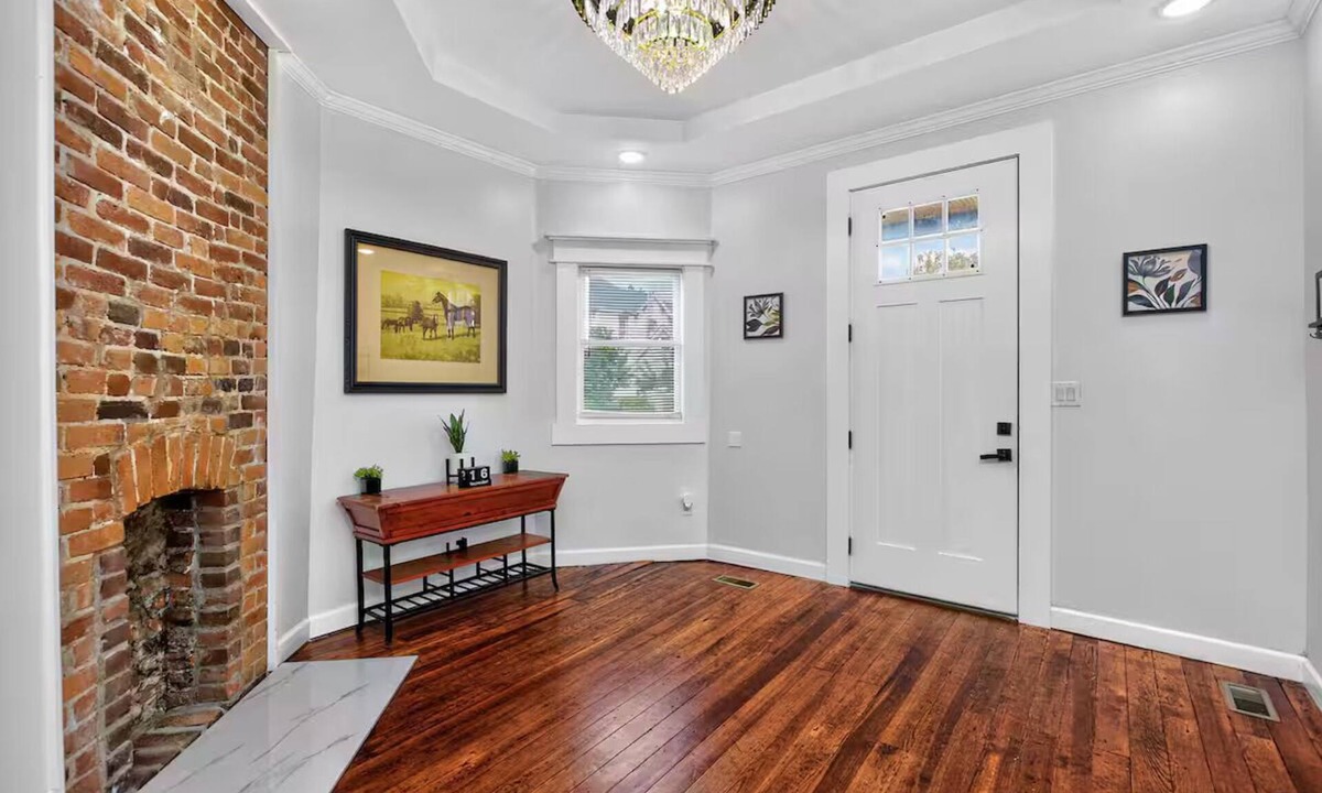 Downtown House | Entire home in Lexington, Kentucky